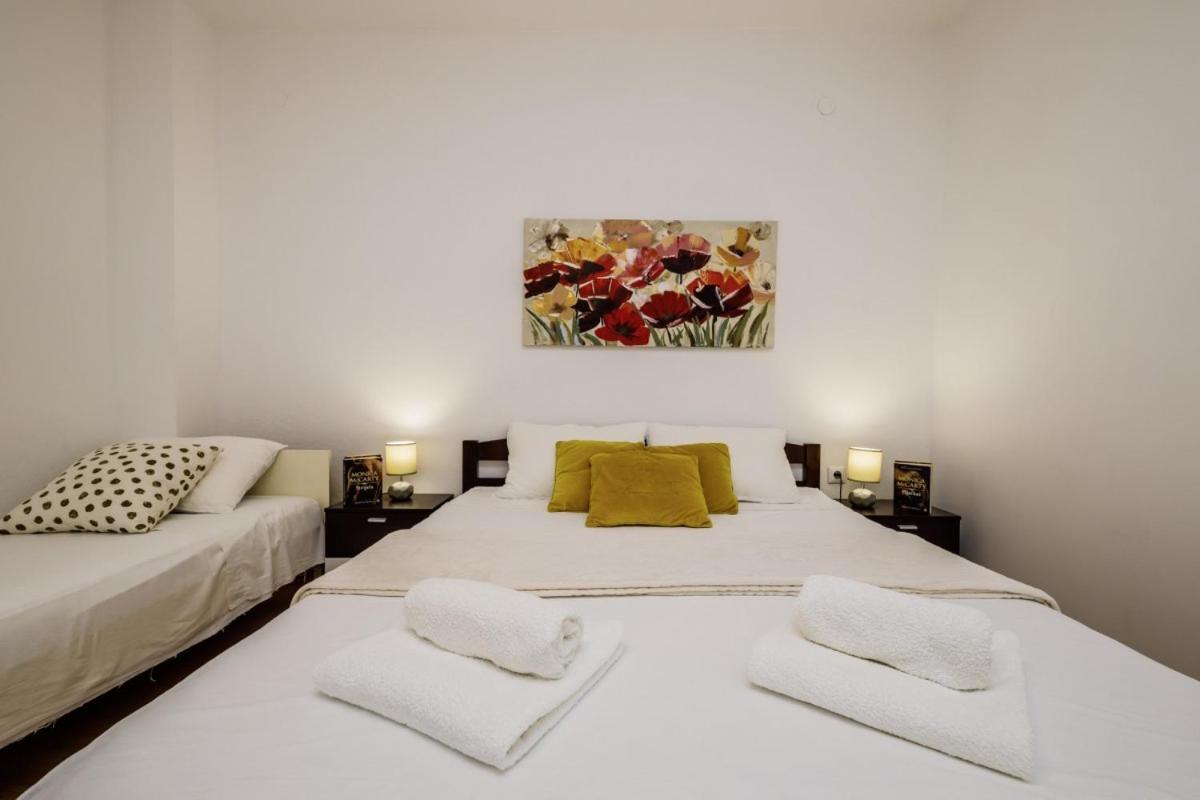 Ani In Trogir * Mittel-Dalmatien Hotell Donji Seget Exteriör bild