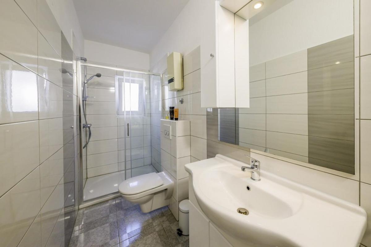 Ani In Trogir * Mittel-Dalmatien Hotell Donji Seget Exteriör bild