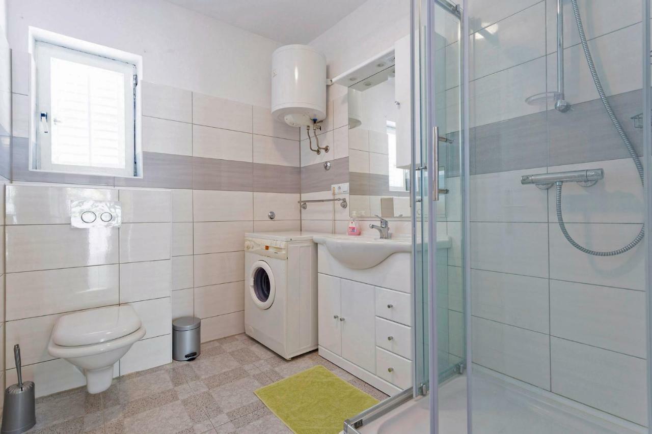 Ani In Trogir * Mittel-Dalmatien Hotell Donji Seget Exteriör bild