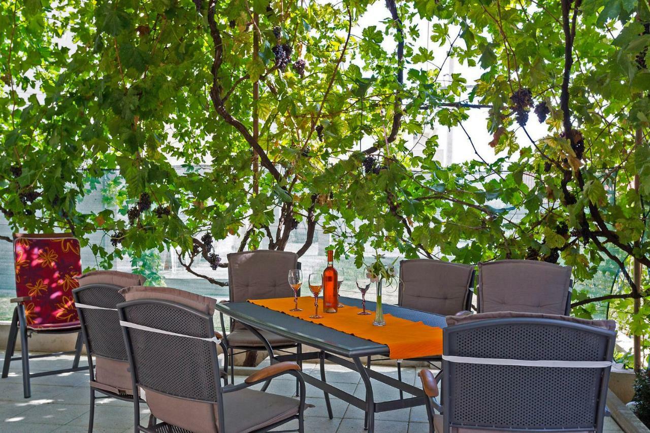 Ani In Trogir * Mittel-Dalmatien Hotell Donji Seget Exteriör bild
