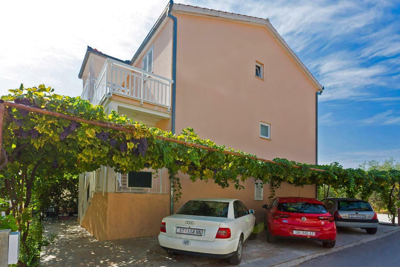 Ani In Trogir * Mittel-Dalmatien Hotell Donji Seget Exteriör bild