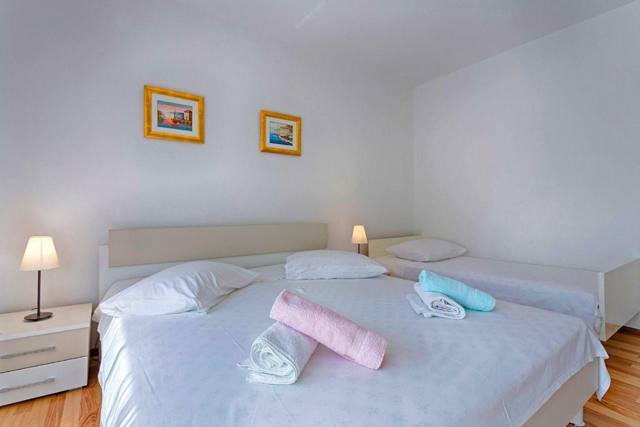 Ani In Trogir * Mittel-Dalmatien Hotell Donji Seget Exteriör bild