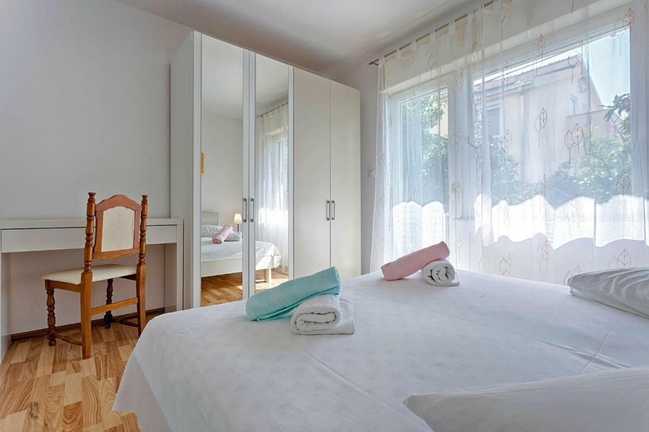 Ani In Trogir * Mittel-Dalmatien Hotell Donji Seget Exteriör bild